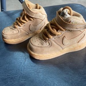 Brown Nike Air Force 1 (baby)